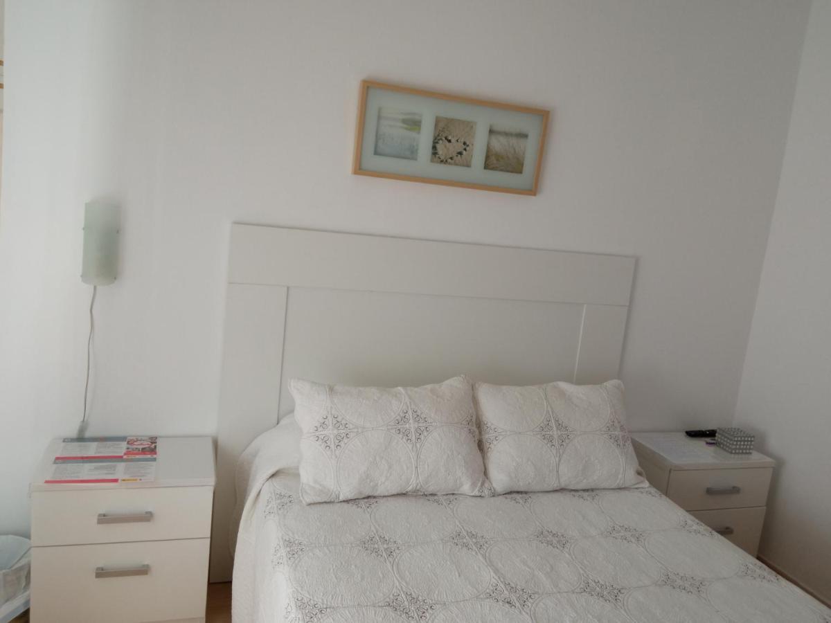 Habitaciones Individuales En Apartamento Compartido เซบีญา ภายนอก รูปภาพ