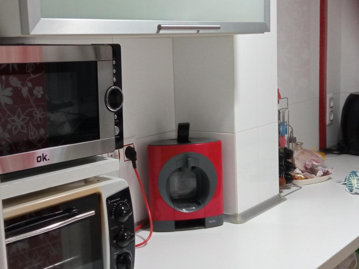 Habitaciones Individuales En Apartamento Compartido เซบีญา ภายนอก รูปภาพ